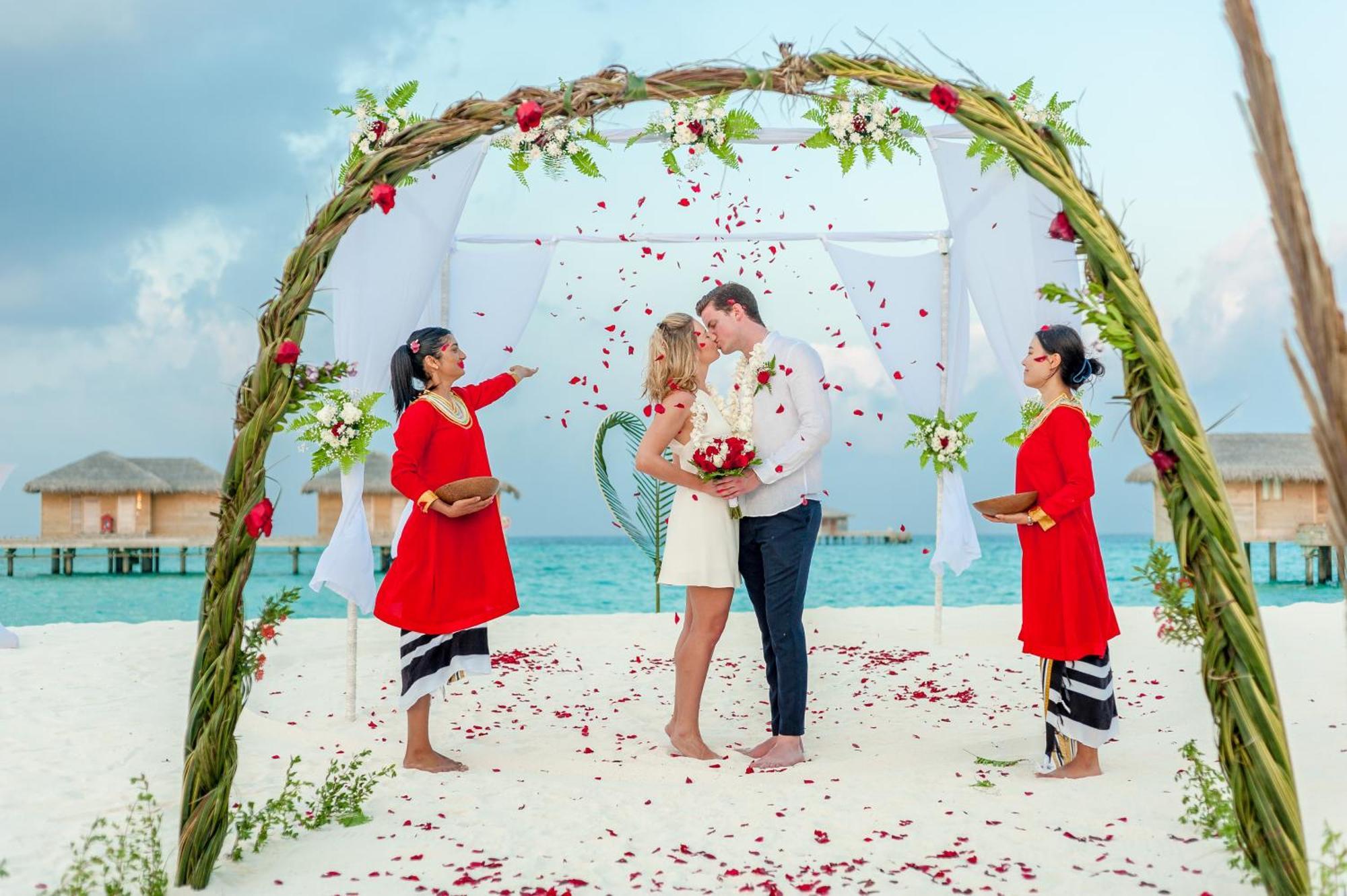 You & Me Maldives - Adults Only - Premium All-Inclusive Muravandhoo Esterno foto