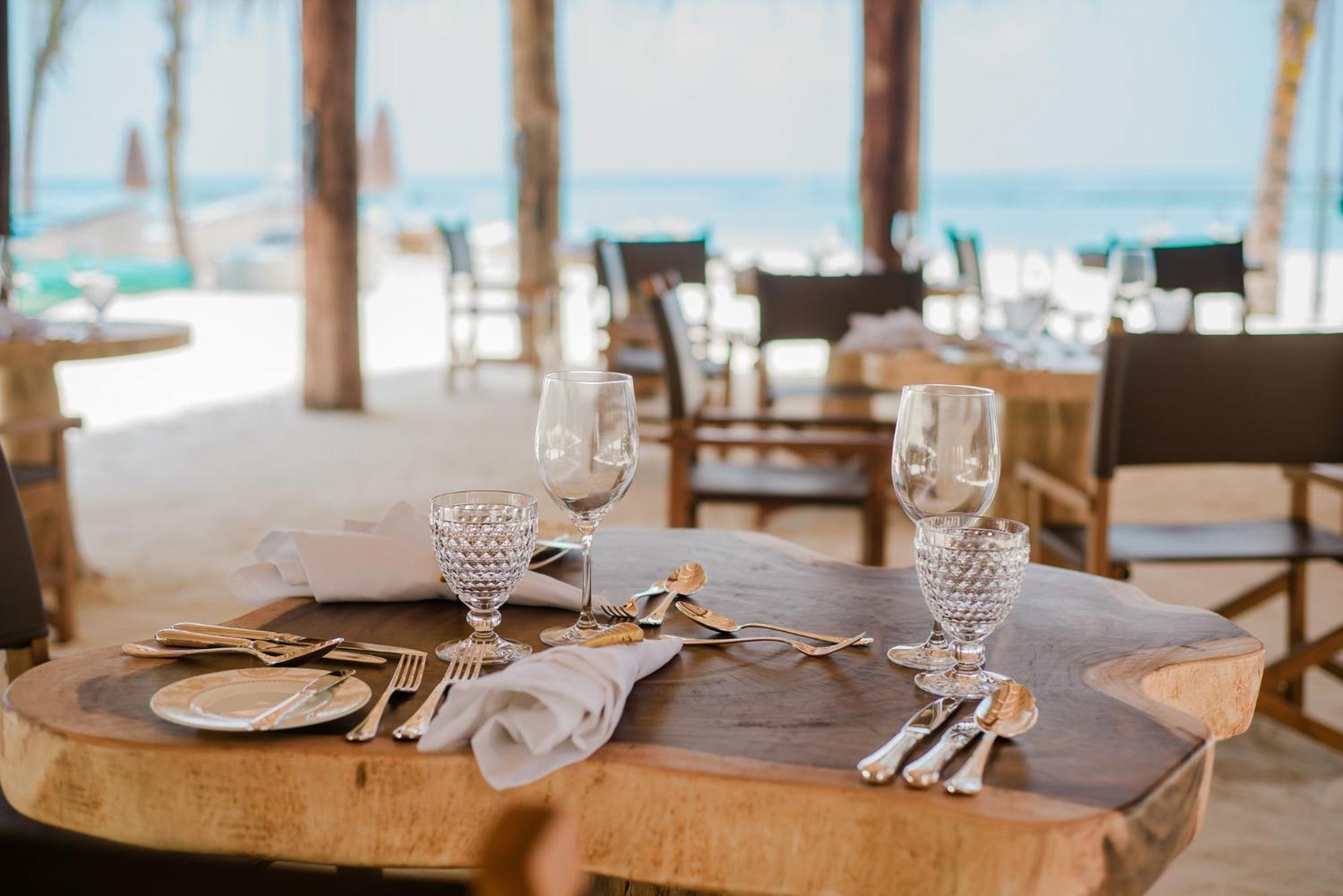 You & Me Maldives - Adults Only - Premium All-Inclusive Muravandhoo Esterno foto